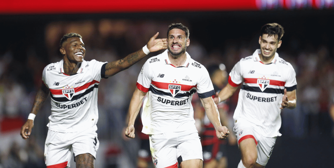 São Paulo vence o Flamengo e Red Bull Bragantino busca o empate contra o Vasco