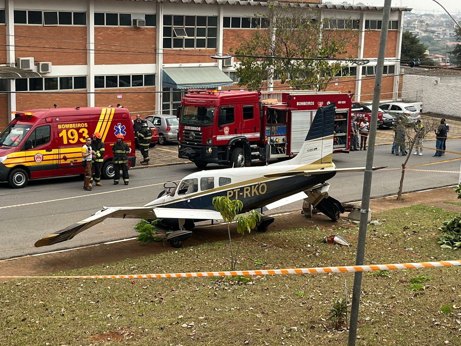 Aeronave perde freio e vai parar em praça de Bragança Paulista