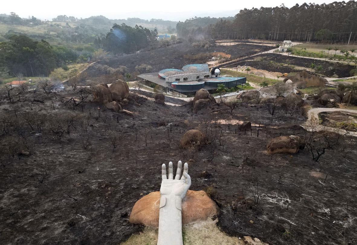 Área queimada na Serra das Cabras equivale a 120 campos de futebol