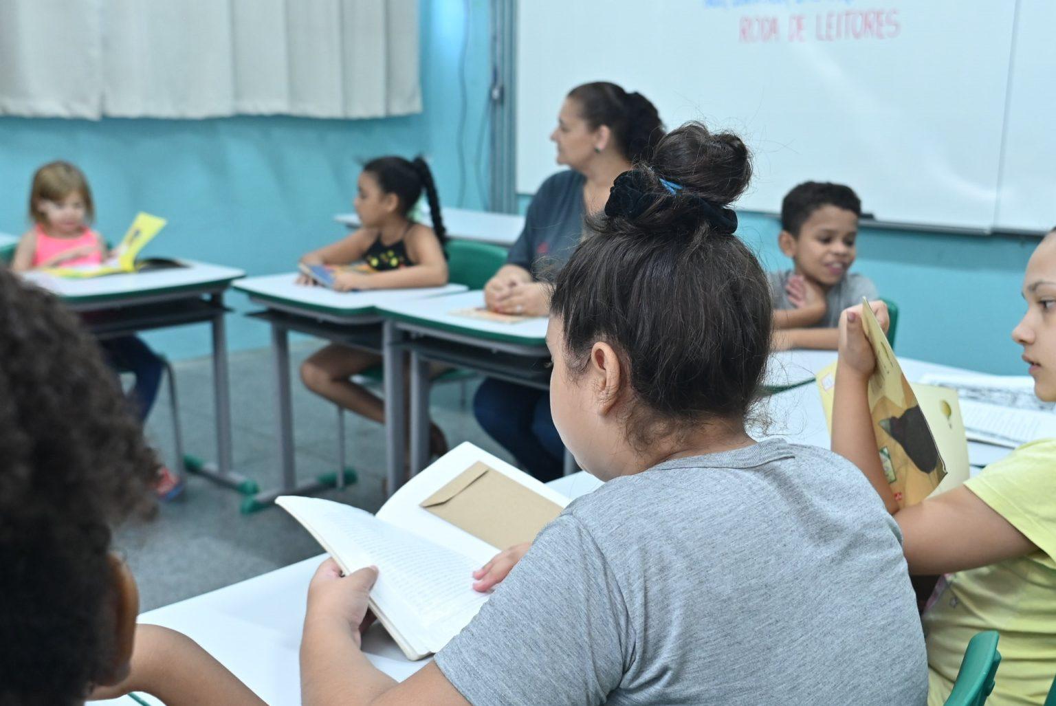 Crianças da rede de ensino de SP já leram 52,3 milhões de livros infantis em 2024