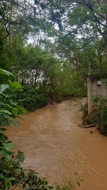 Chuvas intensas atingem Vinhedo e deixam município em estado de atenção