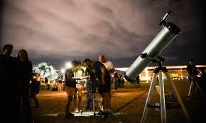 Cometa que passará perto da Terra poderá ser visto no Brasil