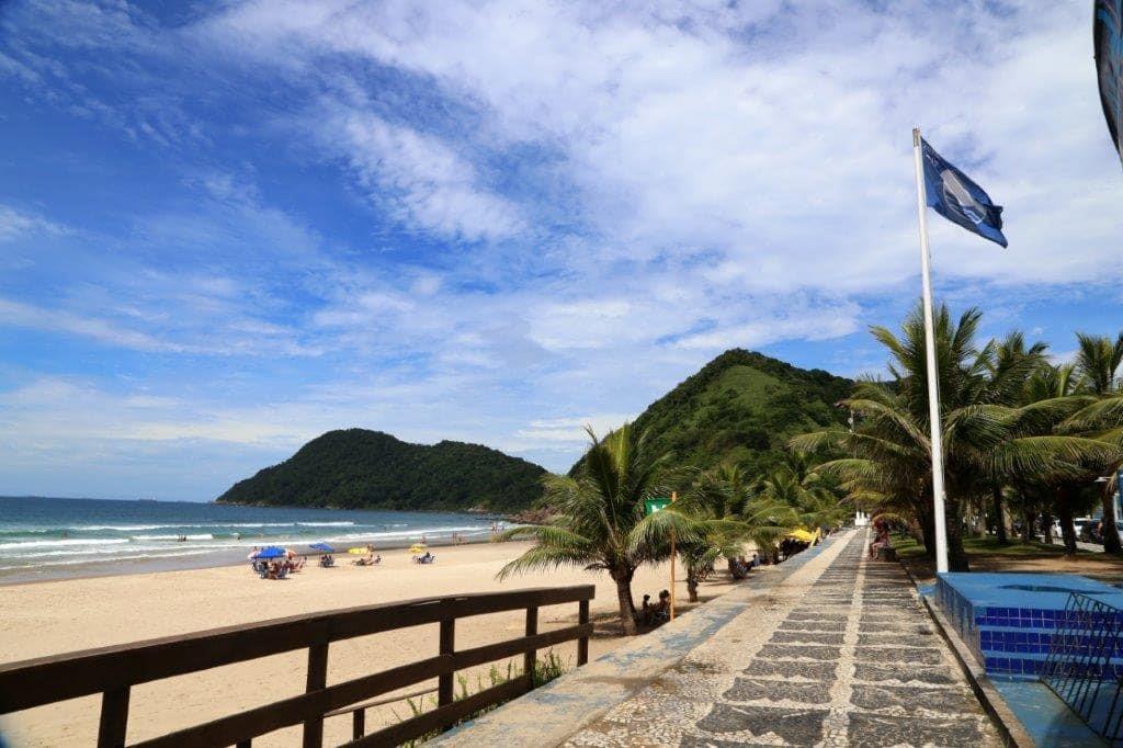 Praia do Guarujá se torna a mais premiada da América do Sul pela gestão ambiental, infraestrutura e segurança