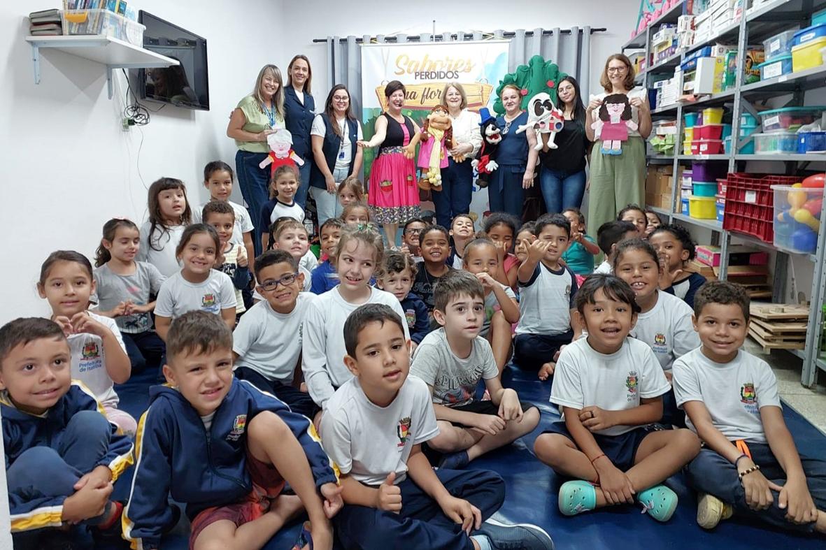 Teatro incentiva crianças da Educação Infantil à alimentação saudável