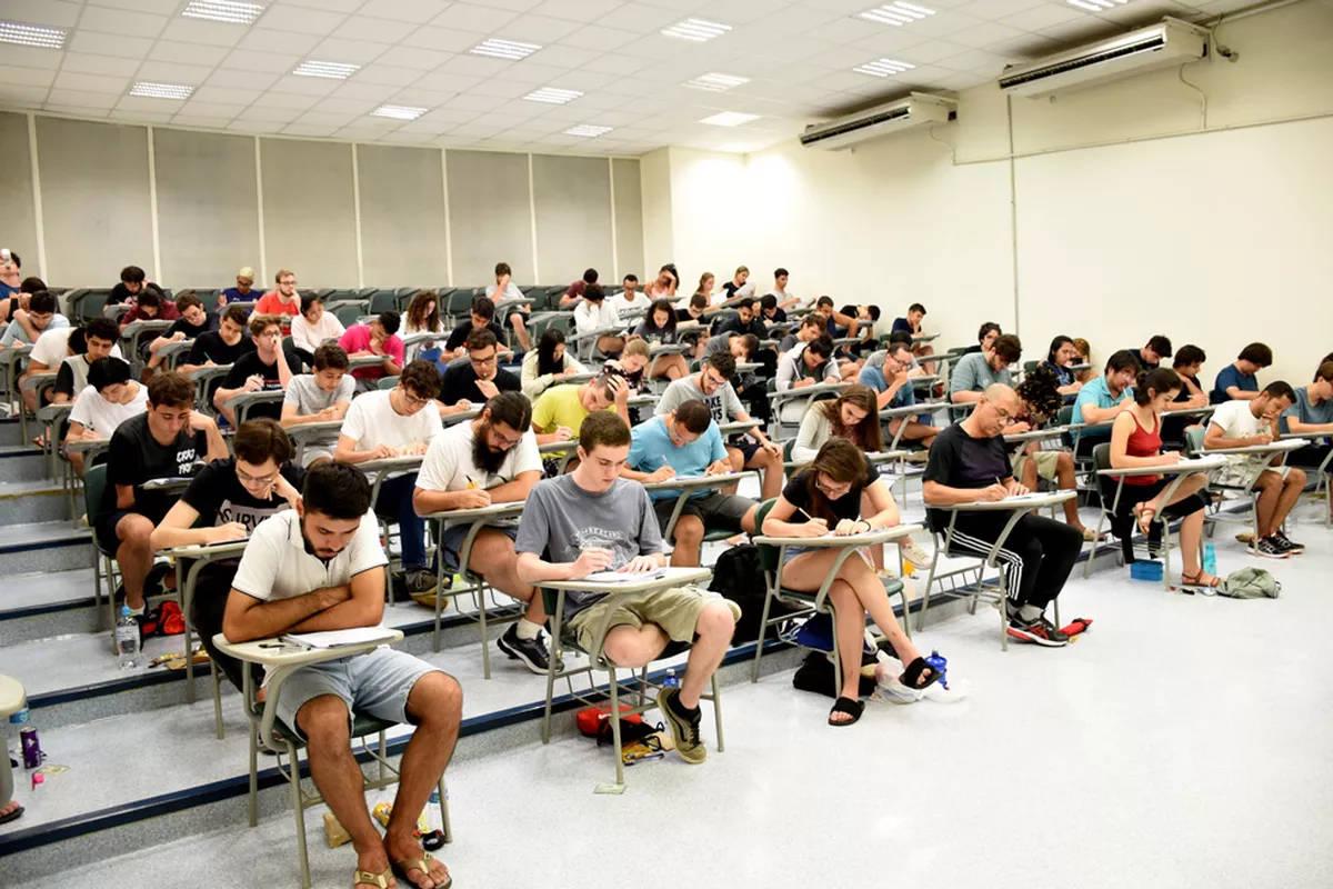 Unicamp registra 63 mil inscritos no Vestibular 2025; veja cursos mais concorridos