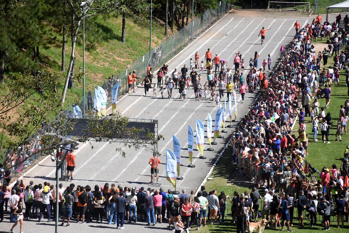 27ª Prova de Fraldinhas leva mais de 10 mil pessoas ao Parque Ferraz Costa