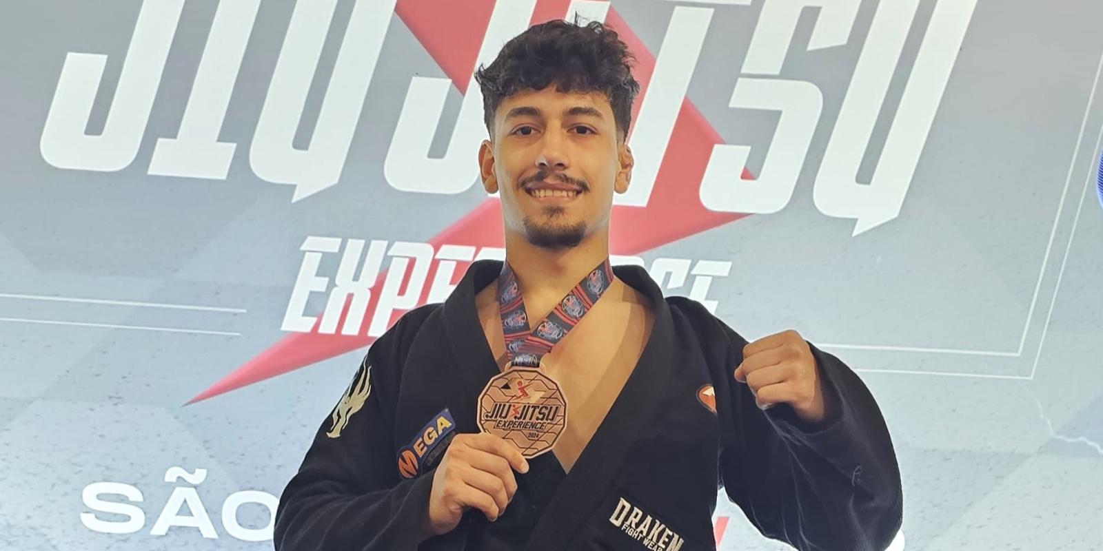 Augusto Cecon conquista bronze na Copa Prime Experience de Jiu-Jitsu