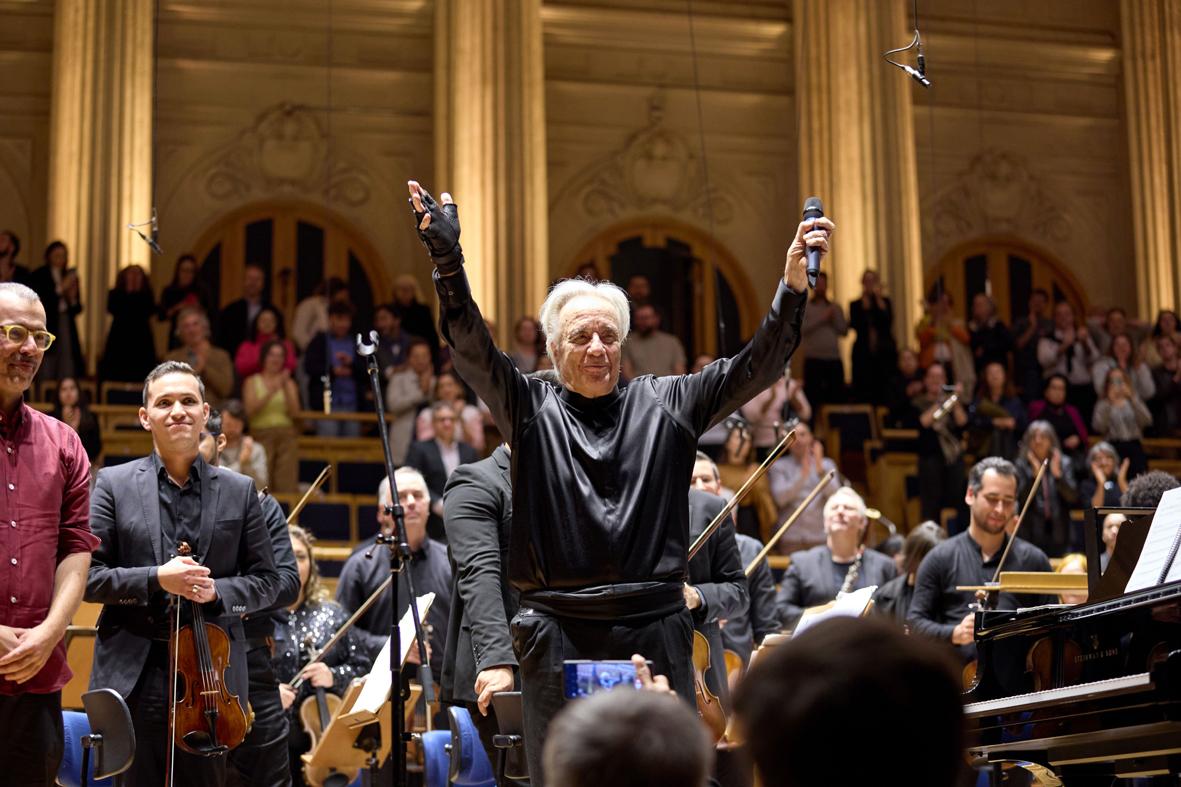 Maestro João Carlos Martins defende no Senado a obrigatoriedade do ensino de música