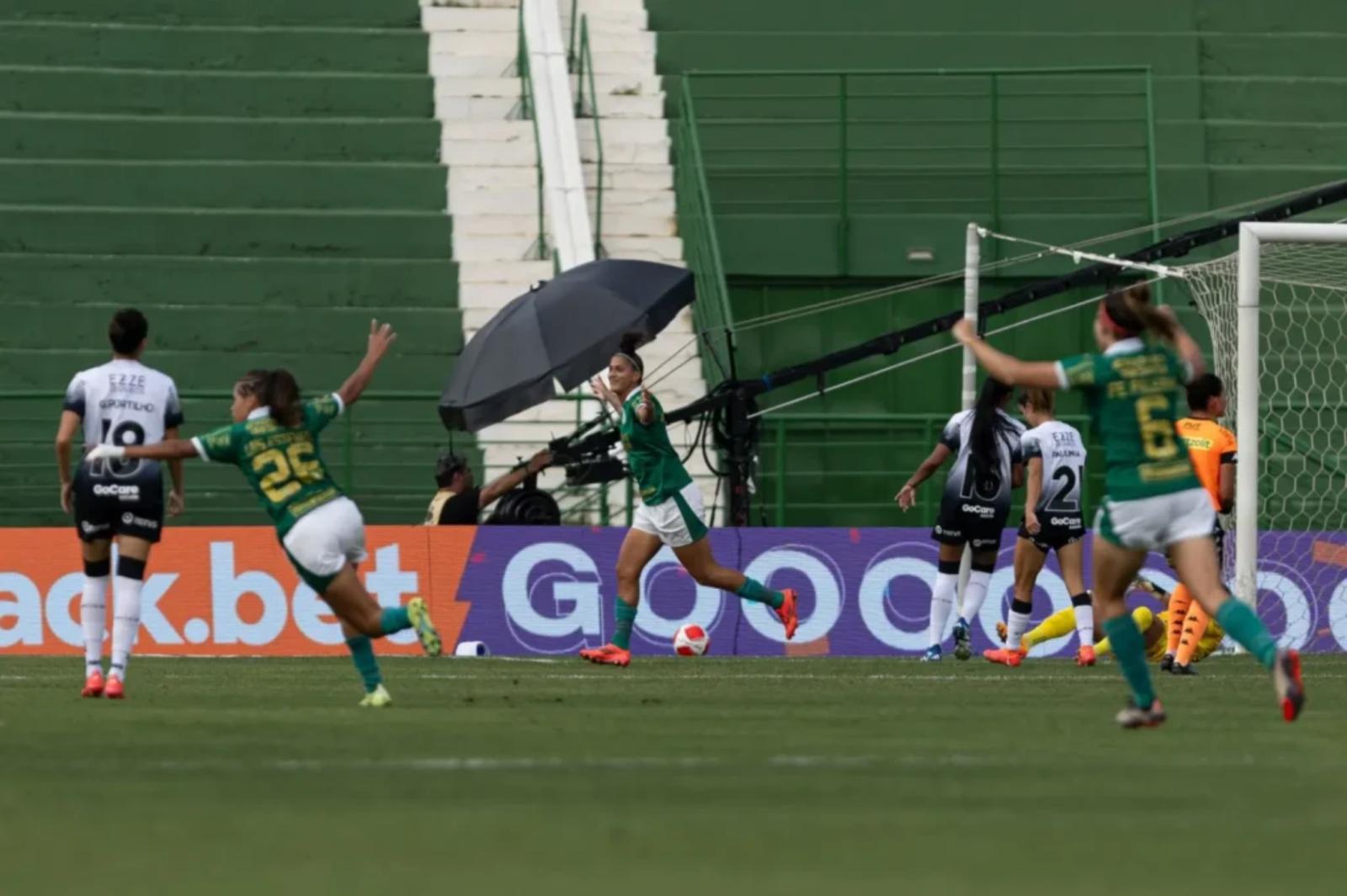  Palmeiras quebra tabu contra o Corinthians e é campeão