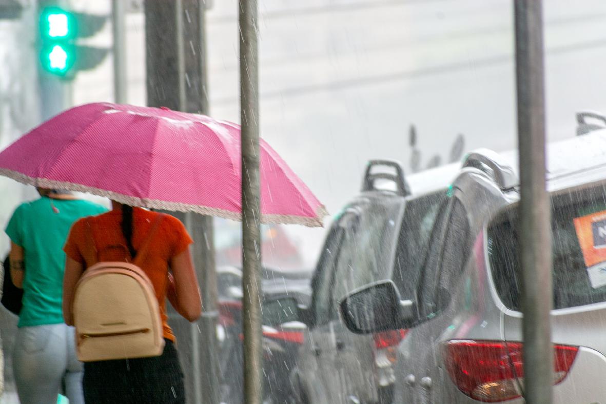 Sensação de abafamento e chuva na região de Campinas