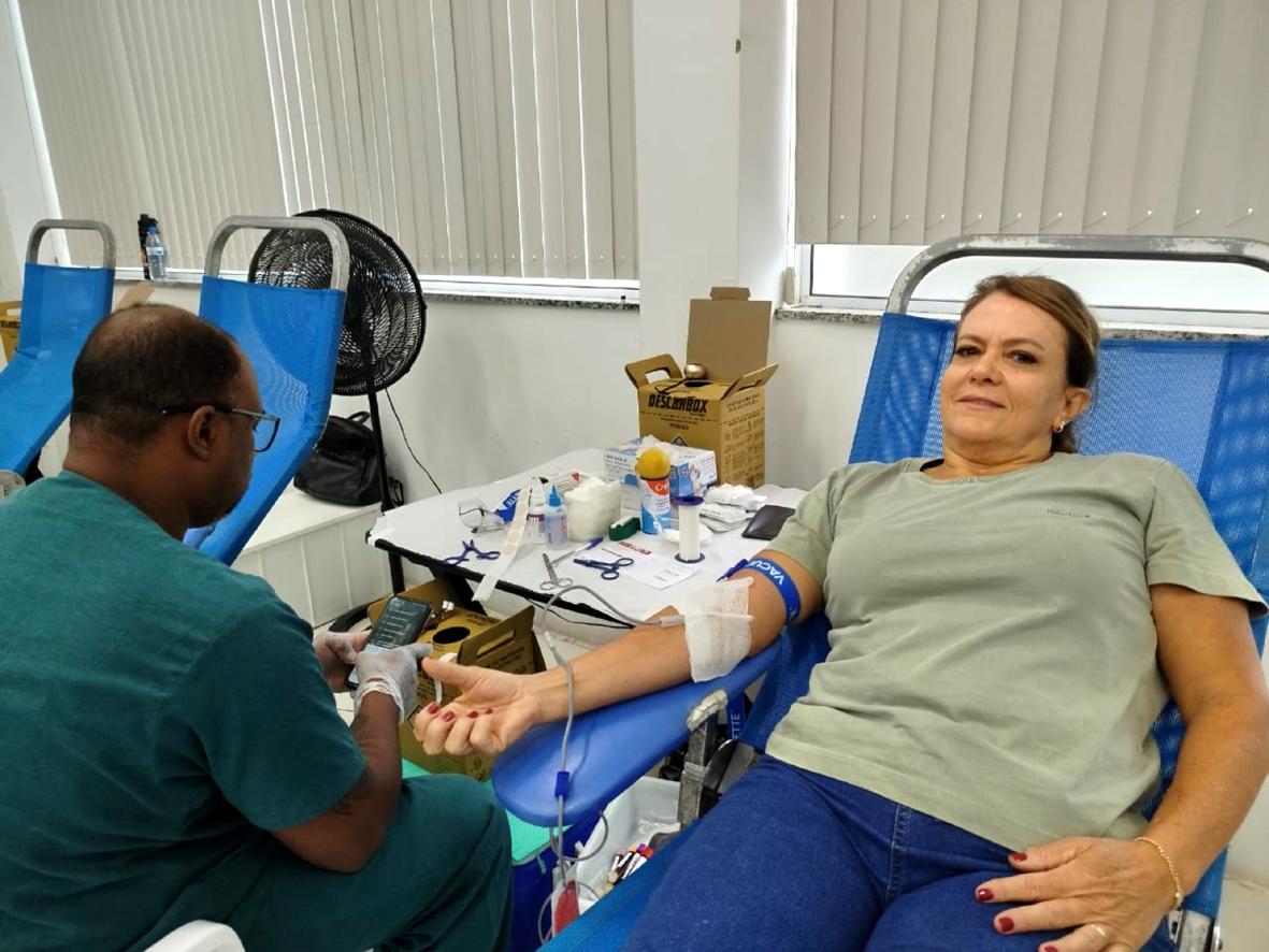 Na última campanha do ano, 100 bolsas arrecadadas pelo Rotary