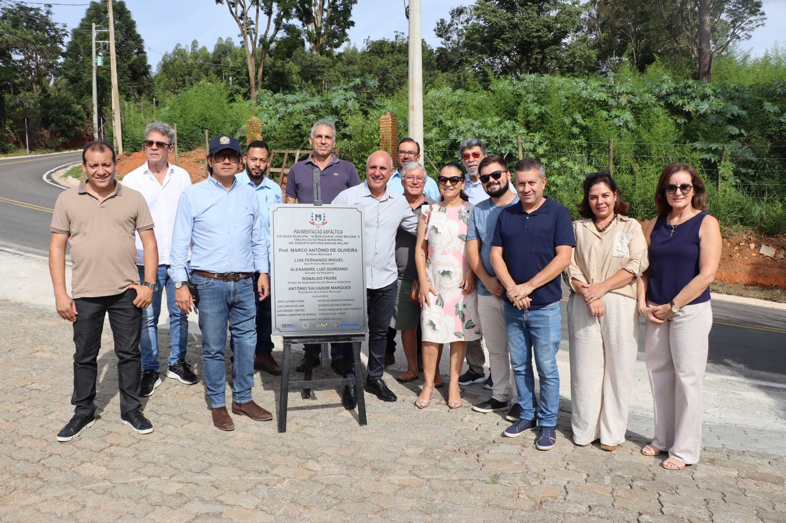 Prefeitura de Morungaba entrega pavimentação de estrada no Bairro dos Silvas