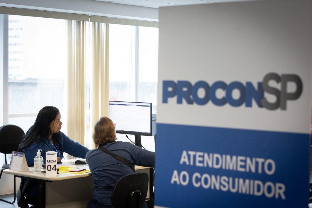 Procon-SP volta a monitorar preços de repelentes durante o verão