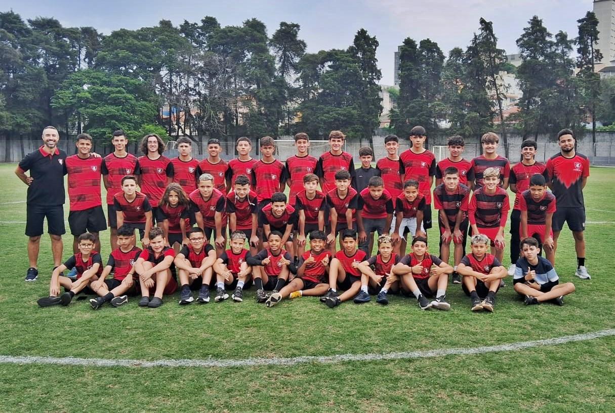 Escolinha de Futebol do Itatiba EC abriga mais de quatrocentos alunos e já iniciou a temporada 2025