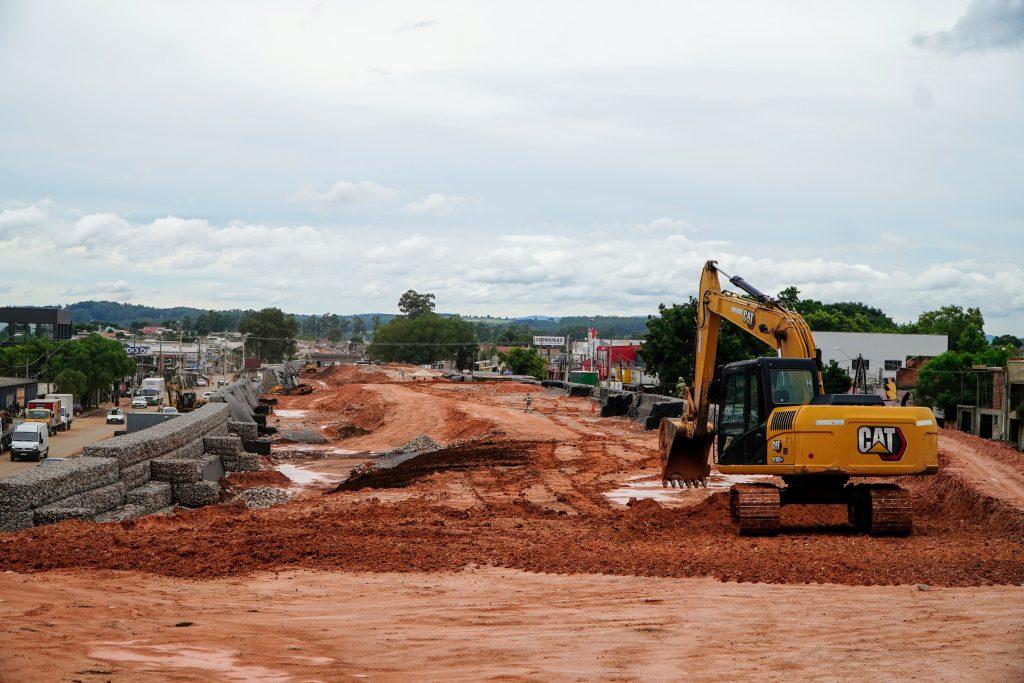 Governo de SP anuncia moradias para 100 famílias removidas das margens de rodovia em Campinas