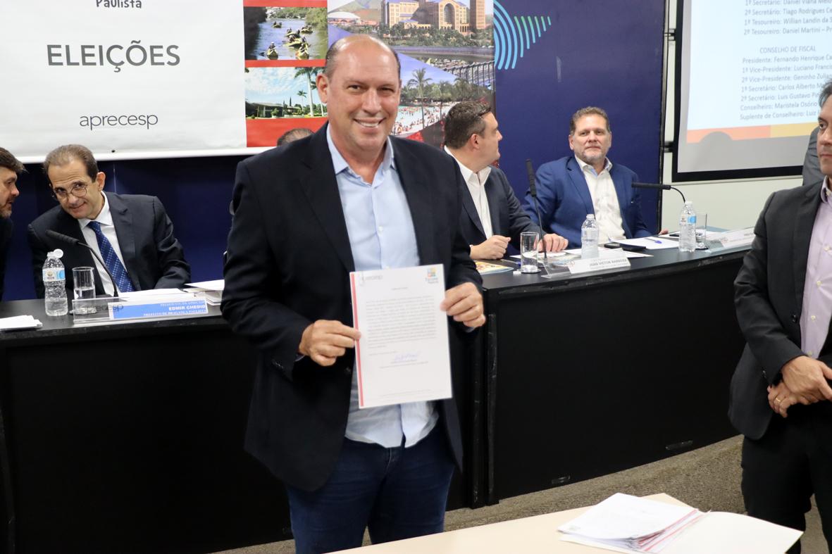 Prefeito de Morungaba participa da eleição da nova mesa diretora da Aprecesp